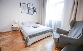 Sl Apartments